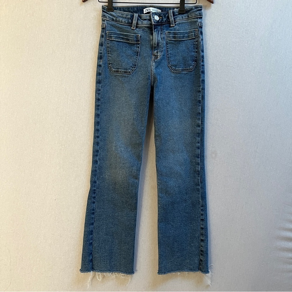 Zara High Waisted Straight Leg Frayed Hem Blue Jeans Size US 2